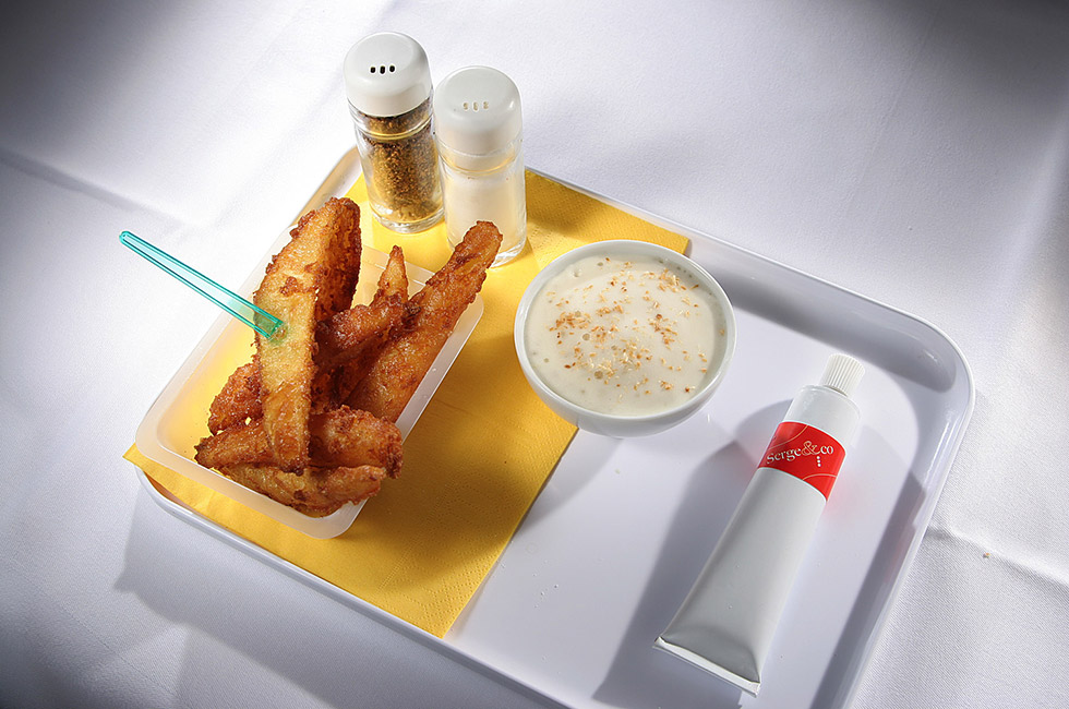 Pinapple fries, fruit ketchup Pinapple fries, fruit ketchup